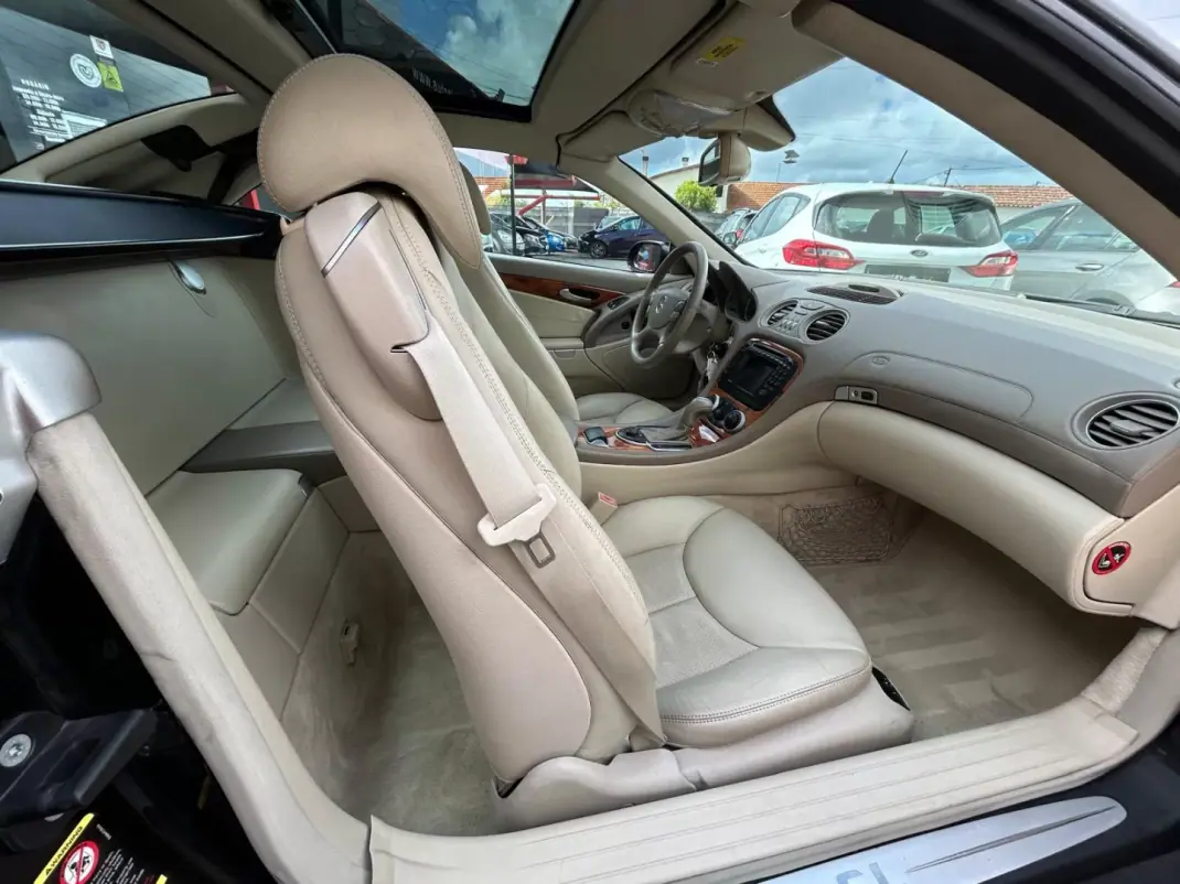 Mercedes-Benz SL 350 2003 - 27500 EUR, 123103 km - AUTO.MOTO.pt - 123103km - foto 22 de 29