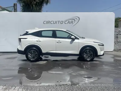 Nissan Qashqai 2023 - 22950 EUR, 31420 km - AUTO.MOTO.pt - 31420km - foto 5 de 9