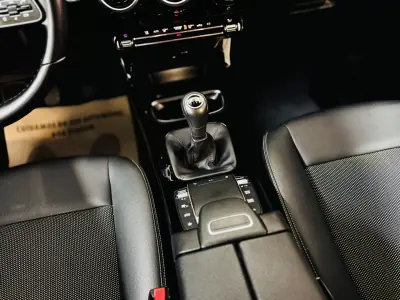 Mercedes-Benz CLA 180 2020 - 19950 EUR, 124000 km - AUTO.MOTO.pt - 124000km - foto 29 de 54