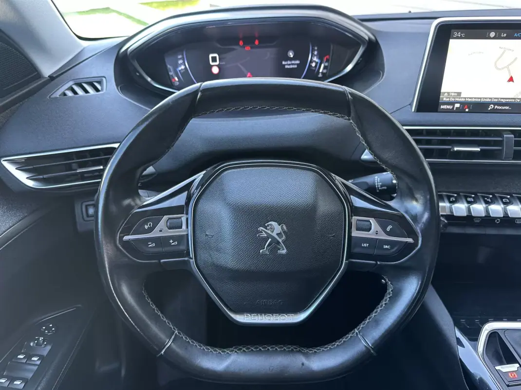 Peugeot 3008 2018 - 14900 EUR, 240000 km - 240000km - foto 30 de 62