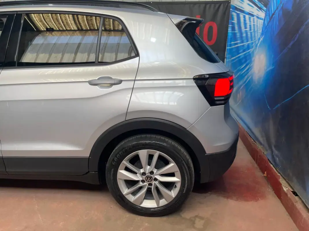 Volkswagen T-Cross 2024 - 19999 EUR, 10000 km - 10000km - foto 28 de 51
