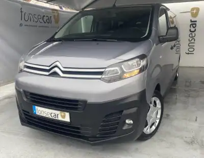 Citroën Jumpy 2020 - 24490 EUR, 170415 km - AUTO.MOTO.pt - 170415km - foto 2 de 15