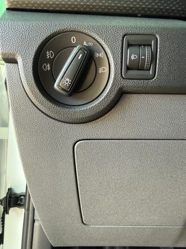 Volkswagen T-Cross 2021 - 18800 EUR, 60157 km - AUTO.MOTO.pt - 60157km - foto 16 de 20
