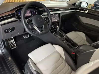 Volkswagen Arteon Shooting Brake 2021 - 23500 EUR, 168600 km - AUTO.MOTO.pt - 168600km - foto 35 de 144
