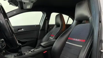 Mercedes-Benz A 180 2014 - 13990 EUR, 259250 km - AUTO.MOTO.pt - 259250km - foto 15 de 29