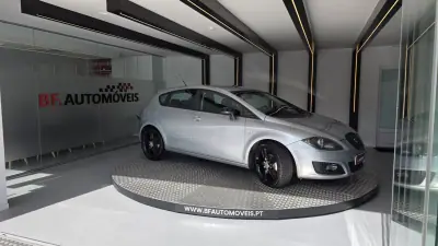 SEAT Leon 2011 - 8900 EUR, 188295 km - AUTO.MOTO.pt - 188295km - foto 10 de 52