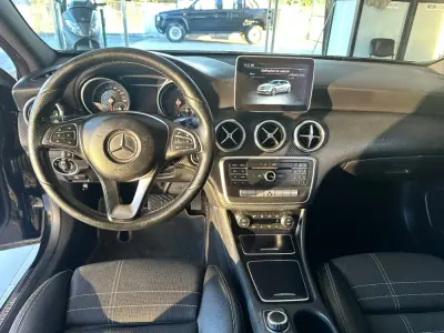 Mercedes-Benz A 180 2015 - 16690 EUR, 178000 km - 178000km - foto 20 de 26