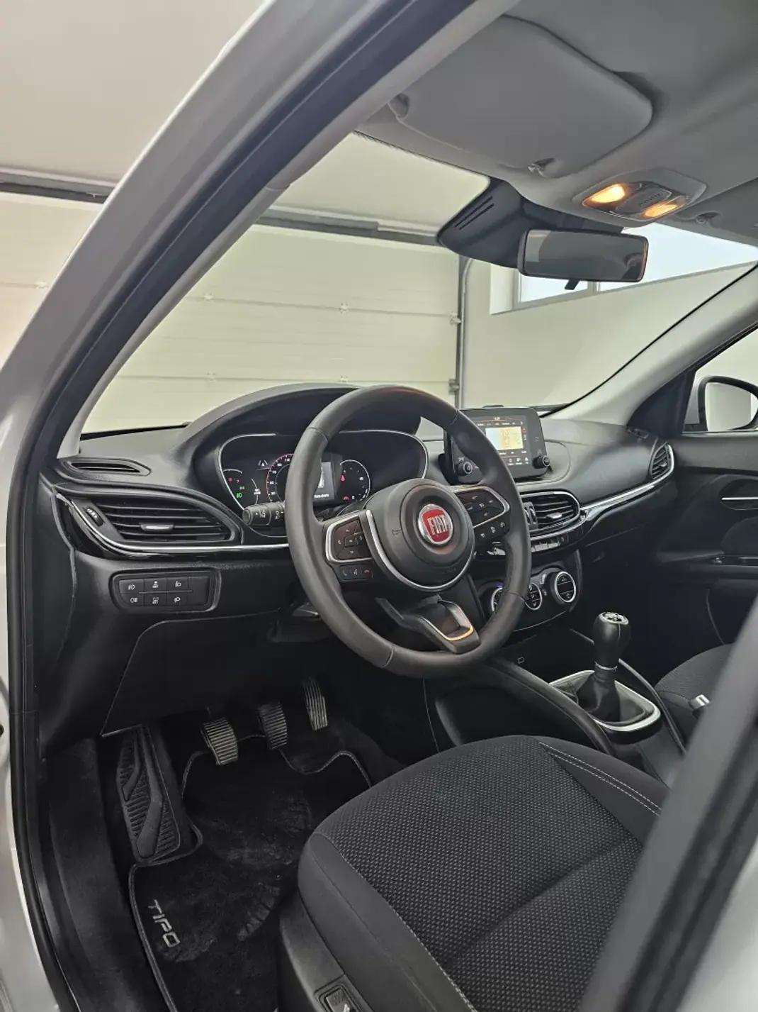 Fiat Tipo 2023 - 15350 EUR, 48173 km - 48173km - foto 35 de 43