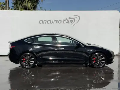 Tesla Model 3 2020 - 29500 EUR, 89581 km - 89581km - foto 8 de 48