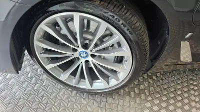 BMW 530 2017 - 21900 EUR, 230206 km - AUTO.MOTO.pt - 230206km - foto 29 de 58
