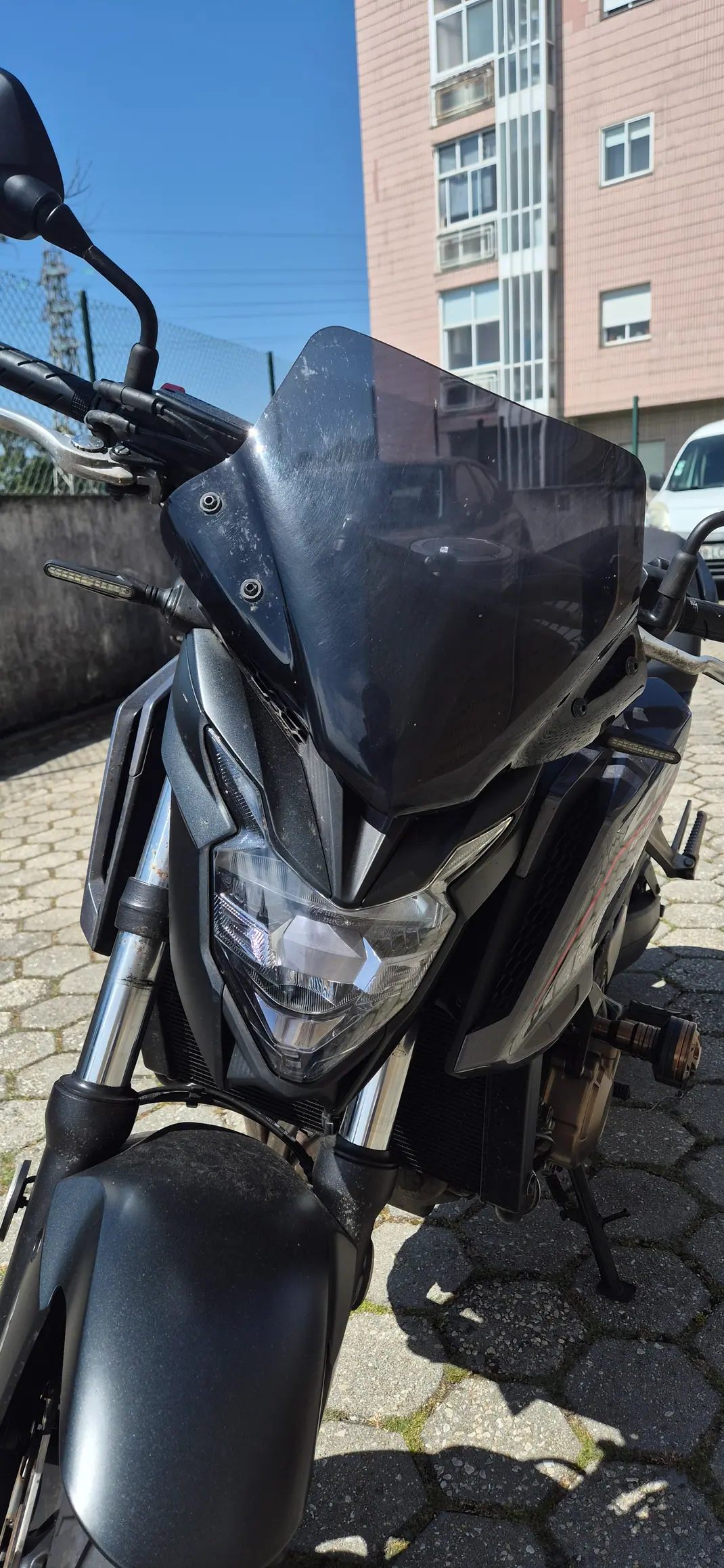 Honda CB650F 2019 - 6200 EUR, 20000 km - AUTO.MOTO.pt - 20000km - foto 9 de 13