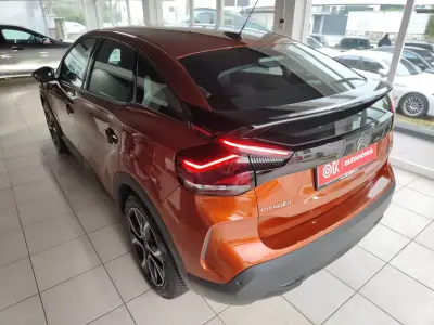 Citroën e-C4 2022 - 18500 EUR, 29900 km - AUTO.MOTO.pt - 29900km - foto 8 de 32