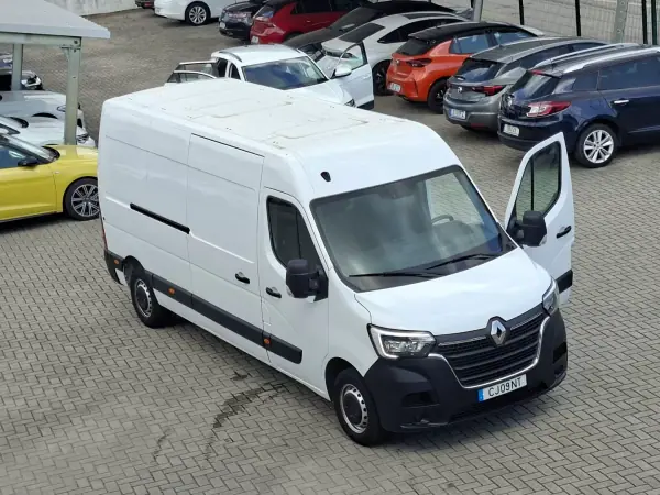 Renault Master 2024 - 23000 EUR, 66500 km - AUTO.MOTO.pt - 66500km - foto 16 de 17