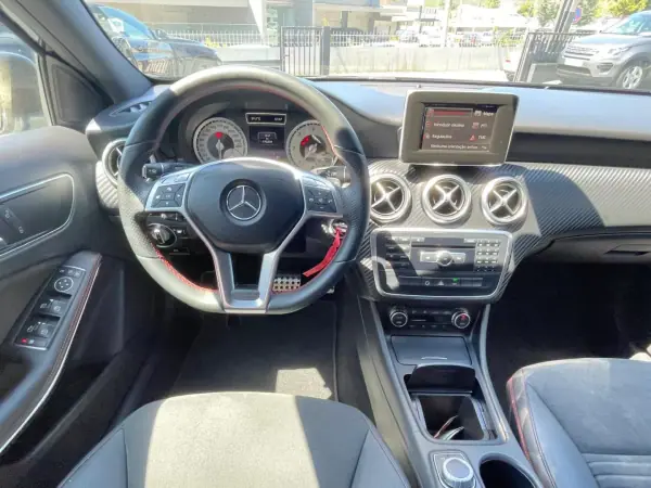 Mercedes-Benz A 180 2014 - 14900 EUR, 190000 km - AUTO.MOTO.pt - 190000km - foto 9 de 13