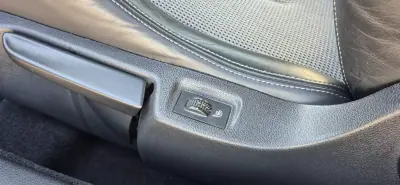 Peugeot RCZ 2014 - 15750 EUR, 213000 km - AUTO.MOTO.pt - 213000km - foto 15 de 31