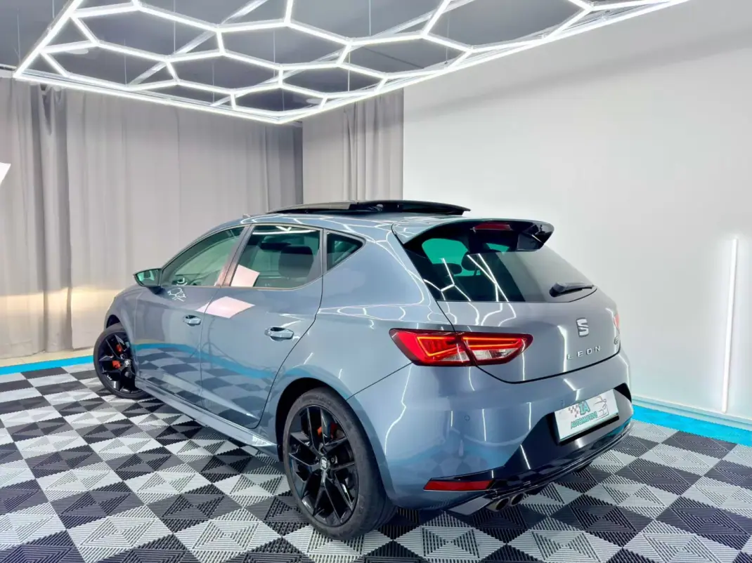 SEAT Leon 2014 - 17500 EUR, 140000 km - AUTO.MOTO.pt - 140000km - foto 6 de 21