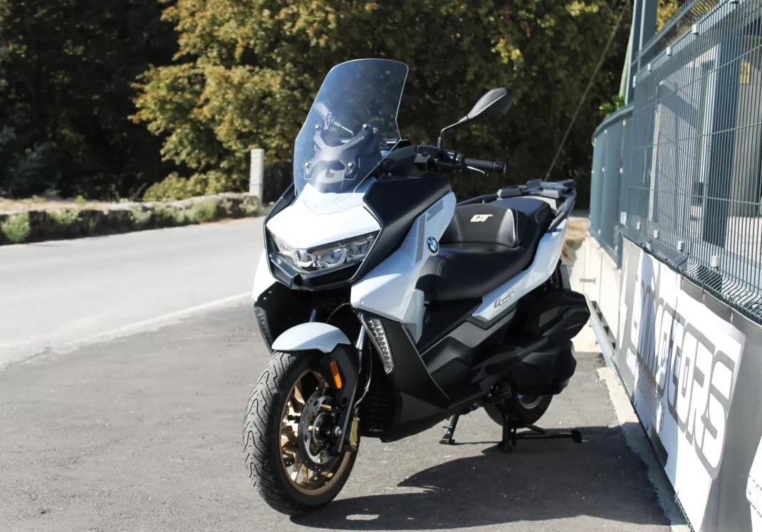 BMW C 440 GT 2025 - 9250 EUR, 2300 km - AUTO.MOTO.pt - 2300km - foto 7 de 28