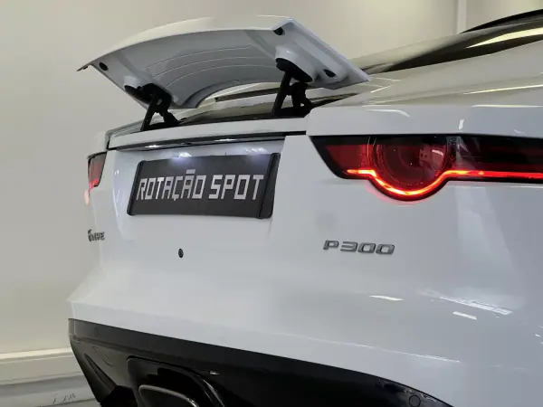Jaguar F-Type 2019 - 47990 EUR, 45000 km - AUTO.MOTO.pt - 45000km - foto 30 de 47