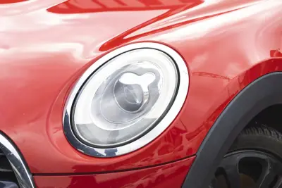 MINI Cooper 2015 - 14500 EUR, 211994 km - AUTO.MOTO.pt - 211994km - foto 10 de 31