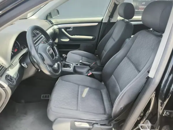 Audi A4 Avant 2005 - 4500 EUR, 254000 km - AUTO.MOTO.pt - 254000km - foto 8 de 14