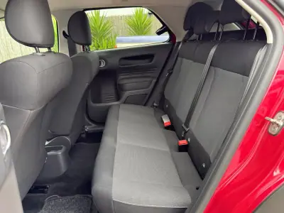 Citroën C4 Cactus 2016 - 11750 EUR, 90000 km - AUTO.MOTO.pt - 90000km - foto 8 de 24