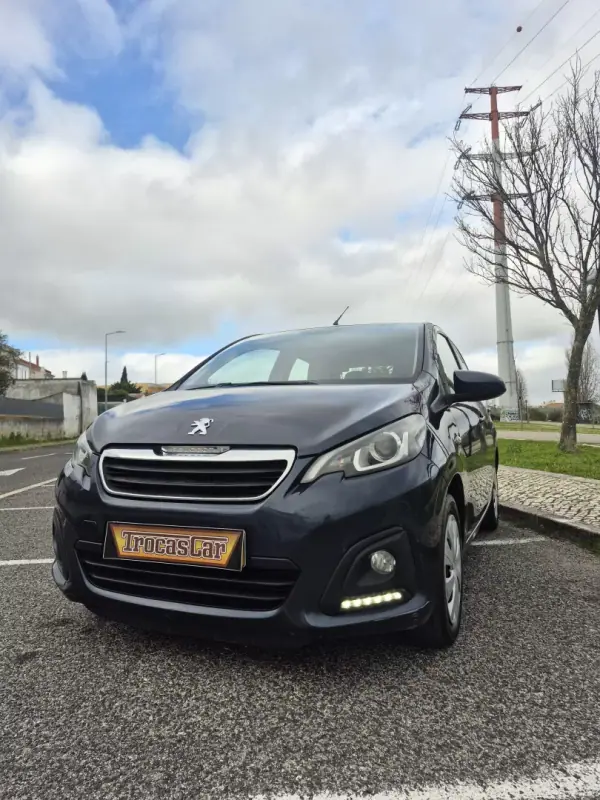Peugeot 108 2016 - 6999 EUR, 159319 km - AUTO.MOTO.pt - 159319km - foto 8 de 21