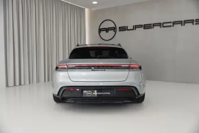 Porsche Taycan Sport Turismo 2024 - 74950 EUR, 55673 km - AUTO.MOTO.pt - 55673km - foto 13 de 57