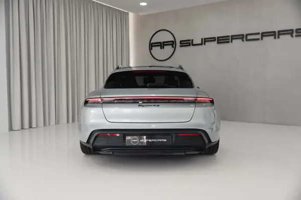 Porsche Taycan Sport Turismo 2024 - 74950 EUR, 55673 km - AUTO.MOTO.pt - 55673km - foto 13 de 57