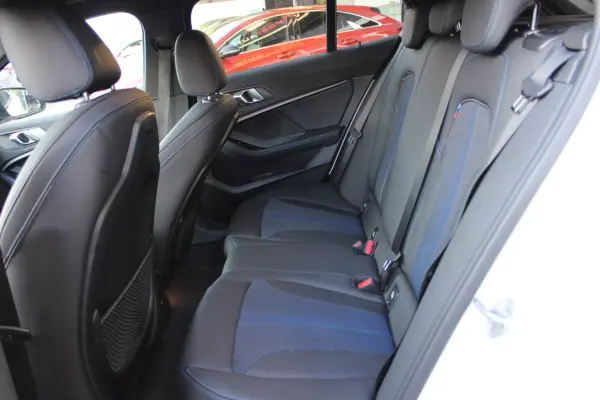 BMW 118 2020 - 21900 EUR, 127033 km - AUTO.MOTO.pt - 127033km - foto 6 de 18