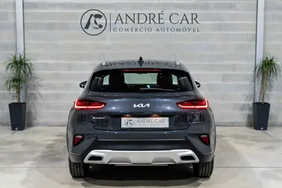 Kia XCeed 2022 - 21950 EUR, 37220 km - AUTO.MOTO.pt - 37220km - foto 8 de 48