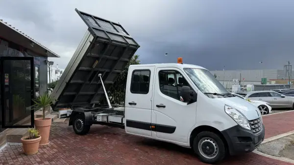 Renault Master 2014 - 24990 EUR, 90000 km - AUTO.MOTO.pt - 90000km - foto 14 de 28