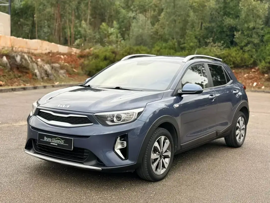 Kia Stonic 2021 - 11900 EUR, 126100 km - AUTO.MOTO.pt - 126100km - foto 2 de 28