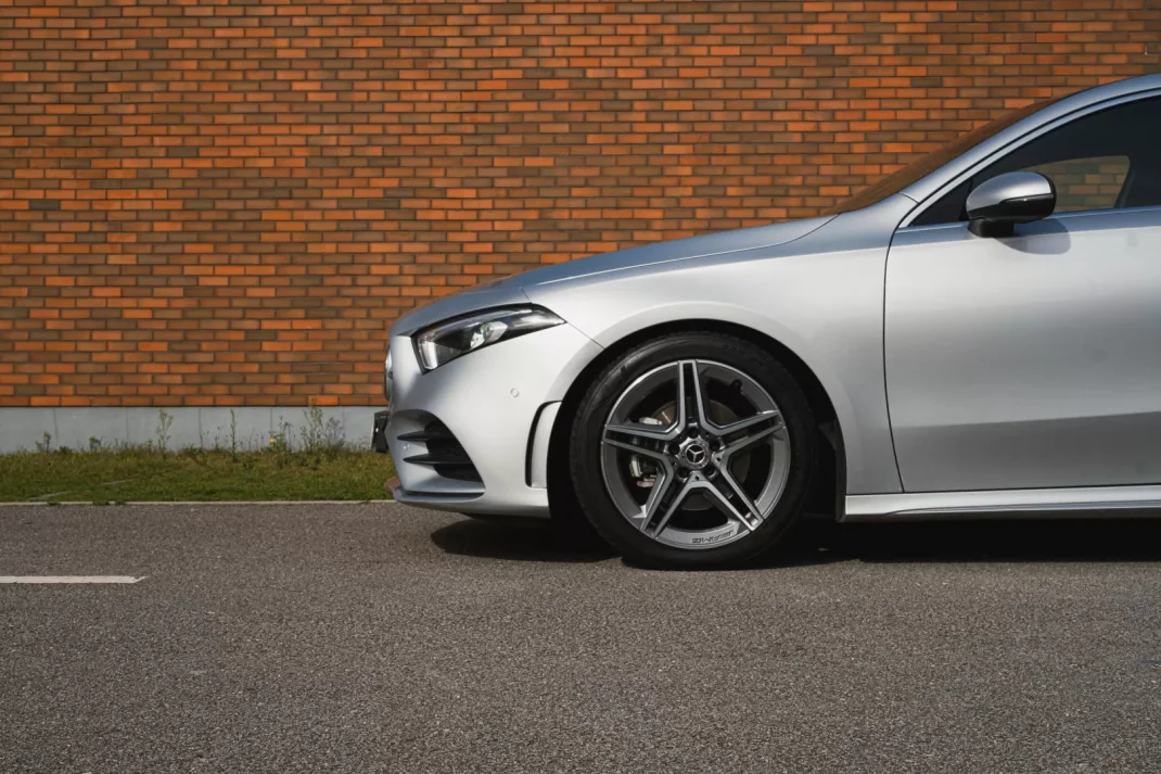 Mercedes-Benz A 180 2021 - 29900 EUR, 95000 km - AUTO.MOTO.pt - 95000km - foto 4 de 26