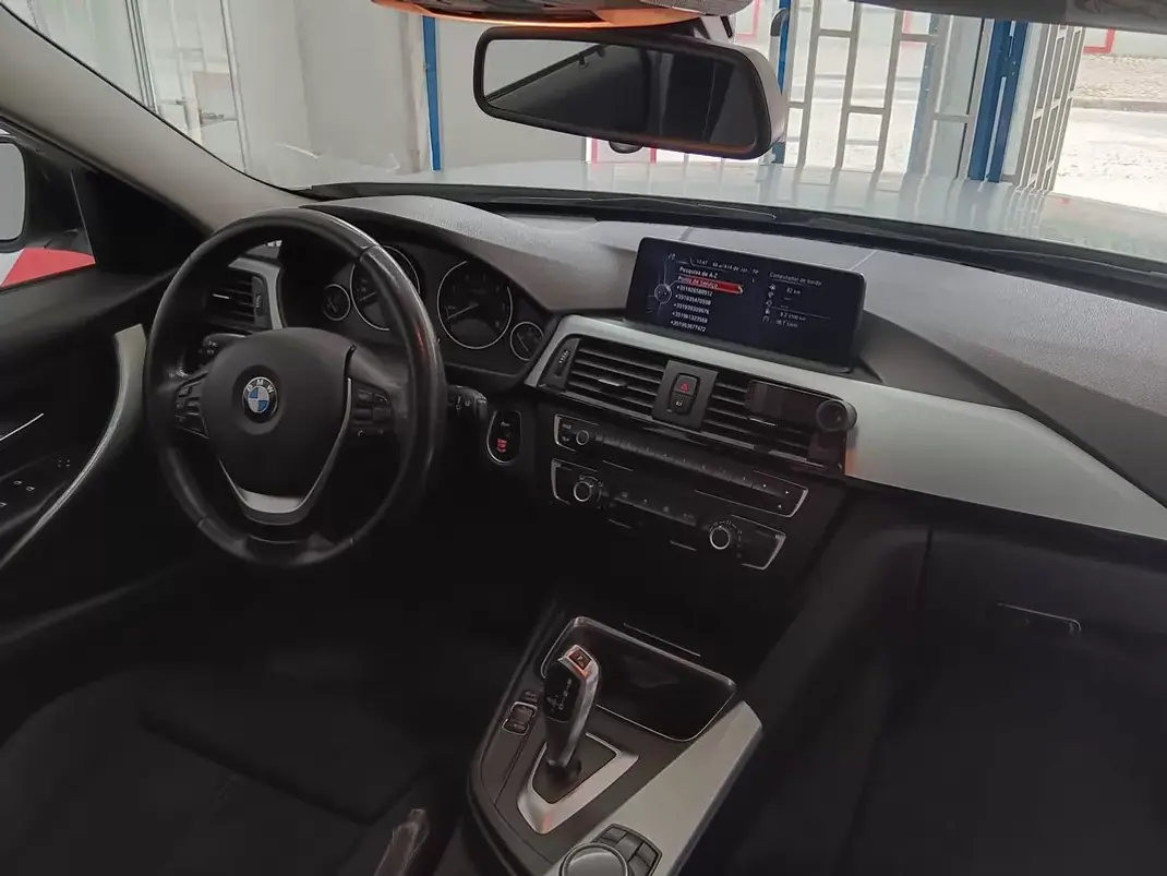 BMW 320 2014 - 14950 EUR, 265000 km - 265000km - foto 12 de 20