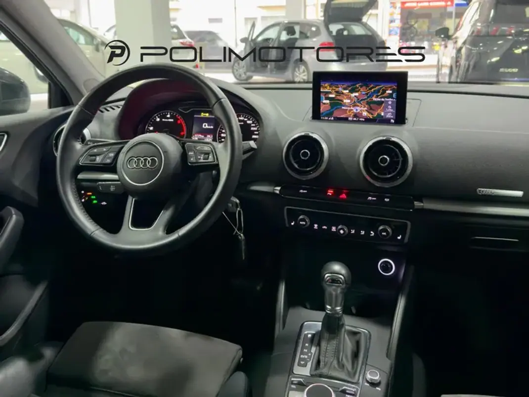 Audi A3 Sportback 2020 - 23000 EUR, 57270 km - 57270km - foto 7 de 17