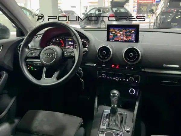Audi A3 Sportback 2020 - 23000 EUR, 57270 km - AUTO.MOTO.pt - 57270km - foto 7 de 17