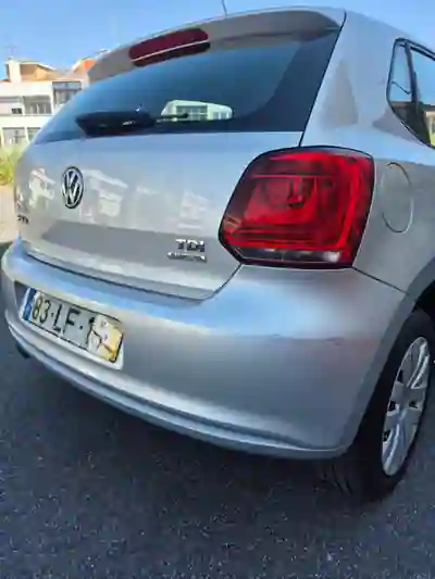 Volkswagen Polo 2011 - 6150 EUR, 191000 km - 191000km - foto 7 de 14