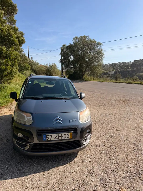 Citroën C3 Picasso 2009 - 3650 EUR, 244996 km - AUTO.MOTO.pt - 244996km - foto 2 de 13