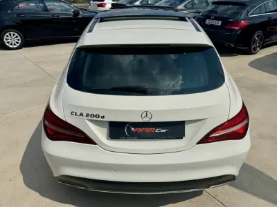 Mercedes-Benz CLA 200 2016 - 17999 EUR, 170000 km - AUTO.MOTO.pt - 170000km - foto 11 de 19