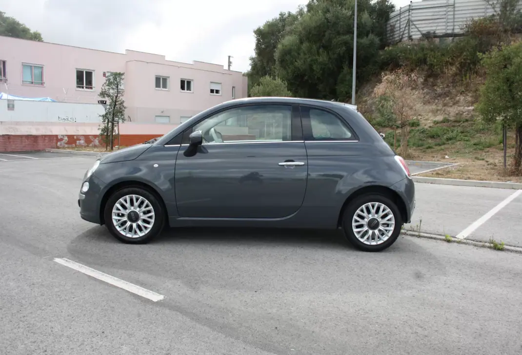 Fiat 500 2015 - 7700 EUR, 114884 km - 114884km - foto 5 de 19