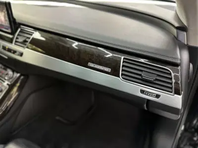 Audi A8 2016 - 39000 EUR, 170000 km - AUTO.MOTO.pt - 170000km - foto 35 de 53