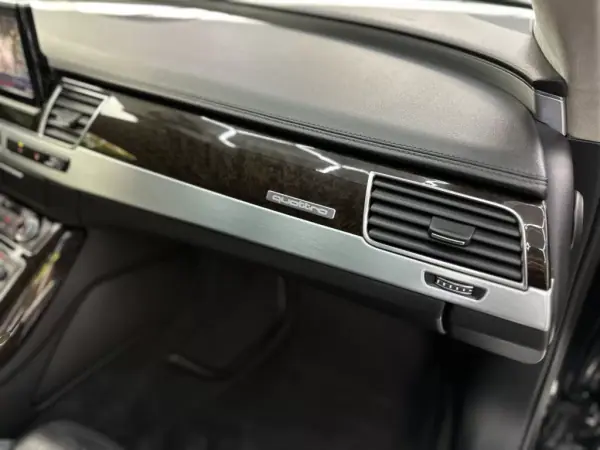 Audi A8 2016 - 39000 EUR, 170000 km - AUTO.MOTO.pt - 170000km - foto 35 de 53