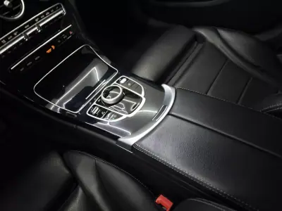 Mercedes-Benz C 220 2018 - 30950 EUR, 102676 km - AUTO.MOTO.pt - 102676km - foto 40 de 47