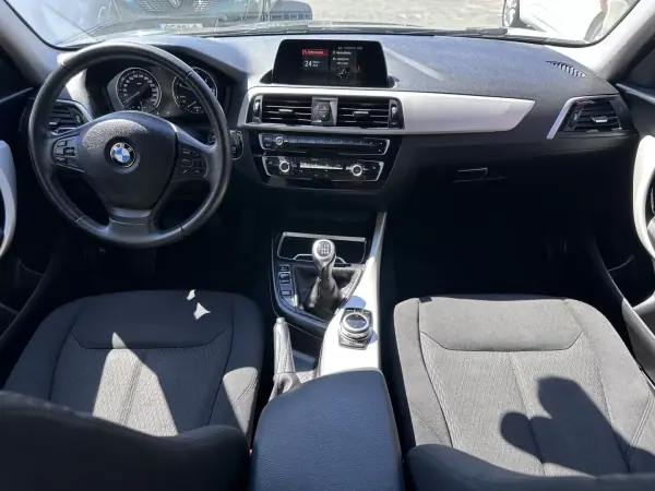 BMW 116 2017 - 13900 EUR, 240000 km - AUTO.MOTO.pt - 240000km - foto 19 de 39