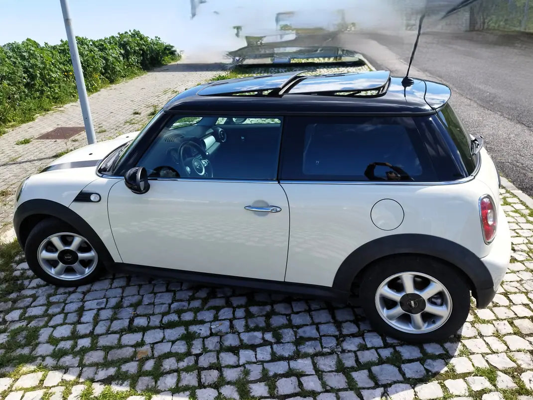 MINI Cooper 2009 - 5950 EUR, 230000 km - AUTO.MOTO.pt - 230000km - foto 2 de 15