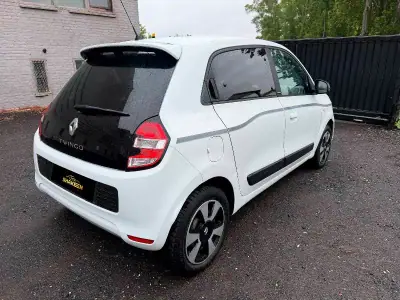 Renault Twingo 2019 - 8900 EUR, 33432 km - AUTO.MOTO.pt - 33432km - foto 8 de 13