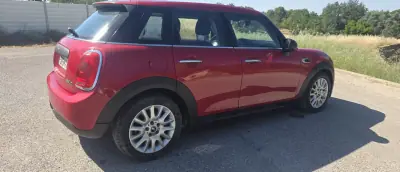 MINI One 2016 - 14900 EUR, 148000 km - AUTO.MOTO.pt - 148000km - foto 5 de 21
