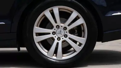 Mercedes-Benz C 220 2013 - 11500 EUR, 242000 km - 242000km - foto 5 de 23