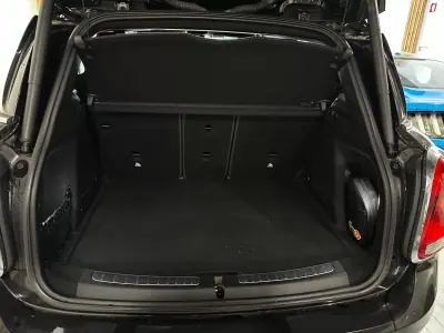 MINI Countryman 2017 - 17000 EUR, 166000 km - AUTO.MOTO.pt - 166000km - foto 8 de 12