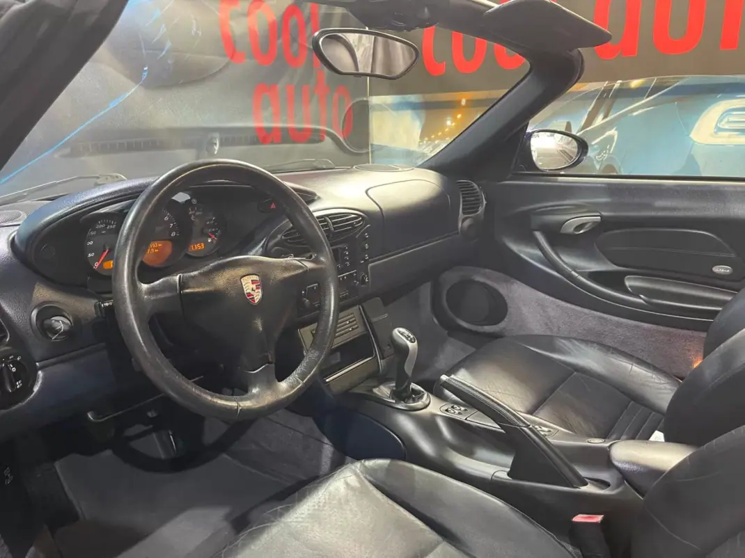 Porsche Boxster 2002 - 25999 EUR, 121000 km - 121000km - foto 35 de 50